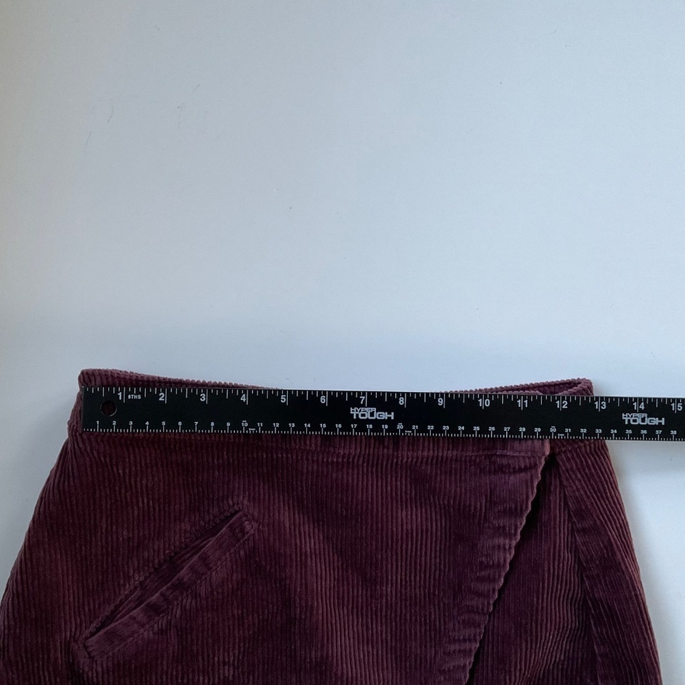 Forever 21 Corduroy Mini Skirt Sz L Burgundy Pocket Retro Boho Indie Y2K 90s - Picture 3 of 10